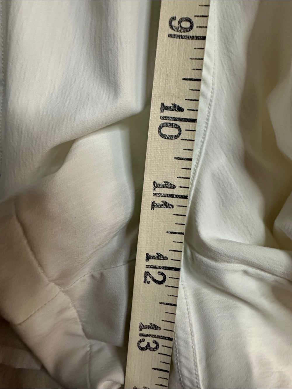 Lululemon Dance Studio High-Rise Short 3.5" Size 8 - Picture 10 of 11